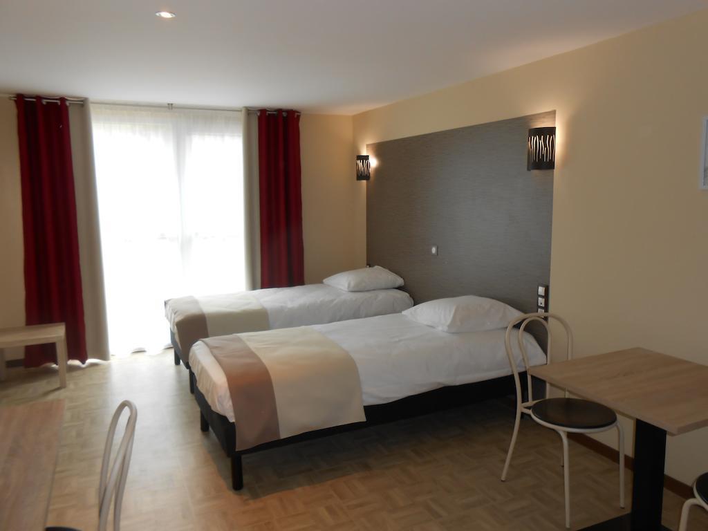 La Pause Hotel Évreux Quarto foto
